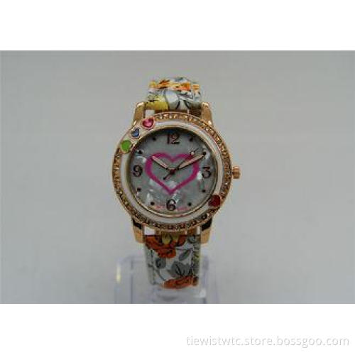 Stainless steel Heart quartz ladies watch / rose gold ladie